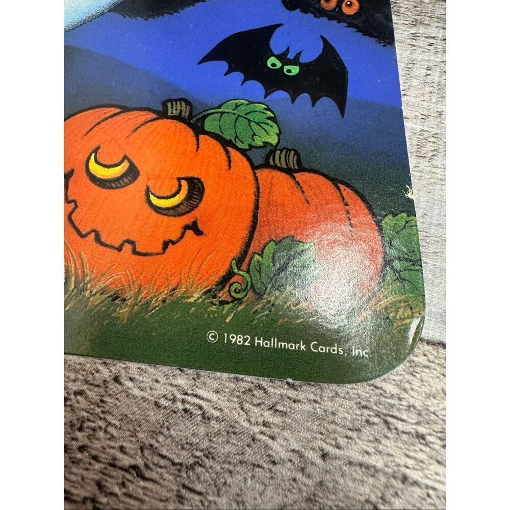 VTG 1982 Halloween Ghost Spooky Forest Wall Decor Die Cut Decoration Hallmark - Picture 4 of 4